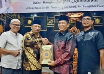 Bantuan Pembangunan Masjid Taqwa Guo, Evi Yandri Soroti Tantangan Generasi Muda