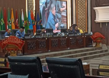 DPRD Sumbar Gelar Rapat Paripurna Mendengarkan Pendapat Gubernur Terkait Pandangan Umum Fraksi Tentang Ranperda Pertanggungjawaban Pelaksanaan APBD (PPA) Tahun 2024