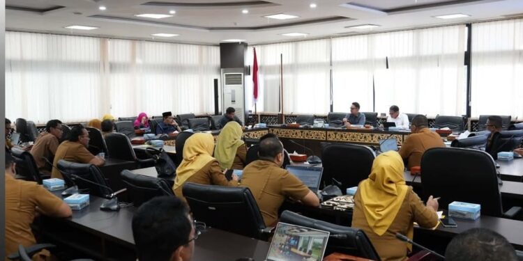 Pansus RPJMD DPRD Sumbar Rapat Bersama Pemerintah Daerah untuk Optimalkan Pembahasan