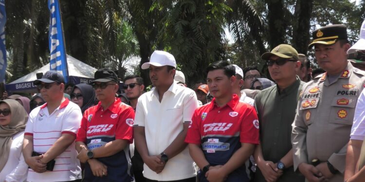 Anggota DPRD Sumbar Ade Putra Hadiri Kejurnas Grasstrack Putaran 2 Regional 1A Sumatera