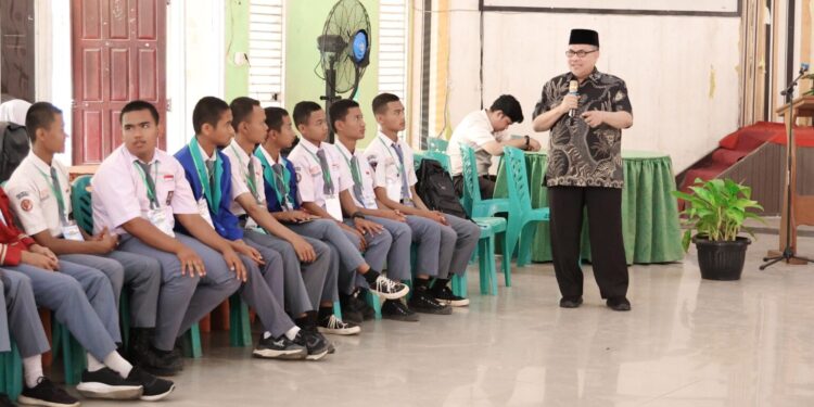 Ketua DPRD Sumbar Muhidi: Pemimpin Masa Depan Harus Paham Agama, Adat, dan Budaya