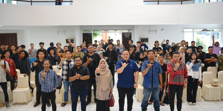 Nanda Satria: Fotografi adalah Alat Perjuangan dan Propaganda