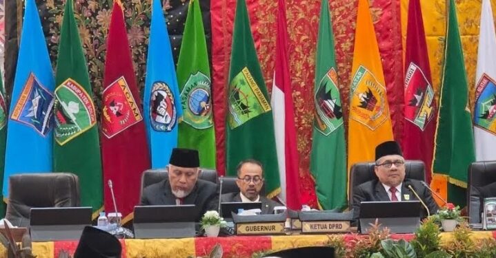 DPRD Sumbar Bersama Pemprov Gelar Rapat Paripurna Dalam Rangka Mendengarkan Pidato Kenegaraan Presiden RI