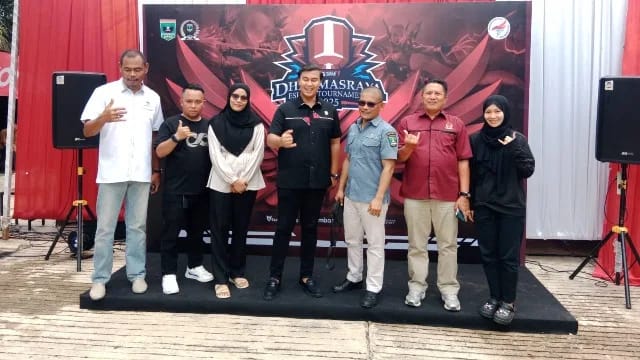Anggota DPRD Sumbar Varel Oriano Membuka Turnamen MLBB 2025