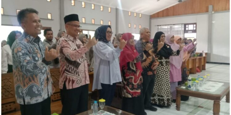 Anggota DPRD Sumbar Nurfirman Wansyah Gelar Bimtek Peningkatan Ketahanan Keluarga